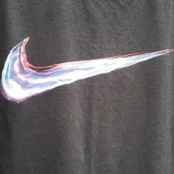 Medium Nike T-shirt - Picture 4 of 4